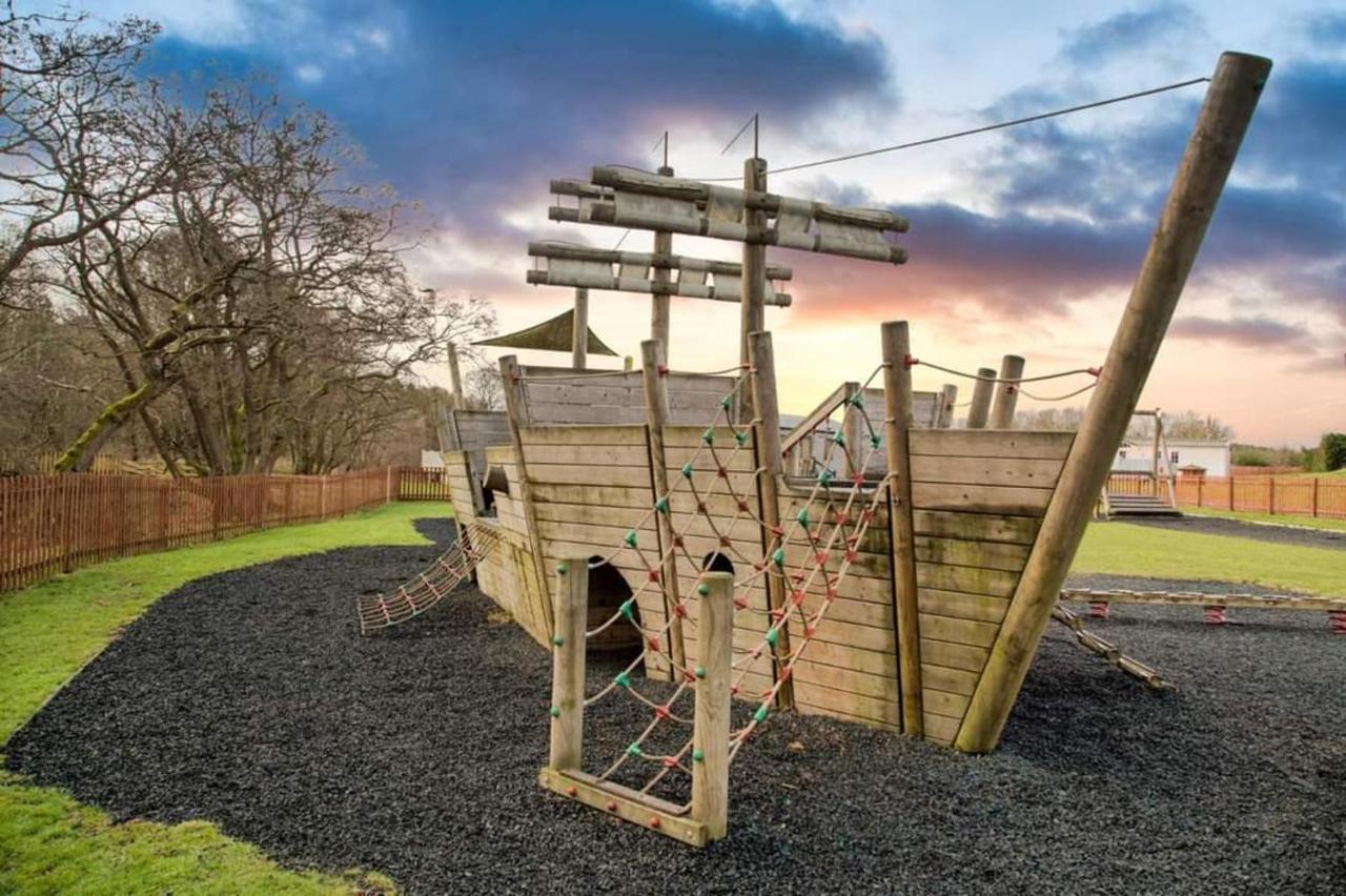 Apple Tree Lodge Hot Tub 3 Bedroom 2 Bars Morpeth Buitenkant foto